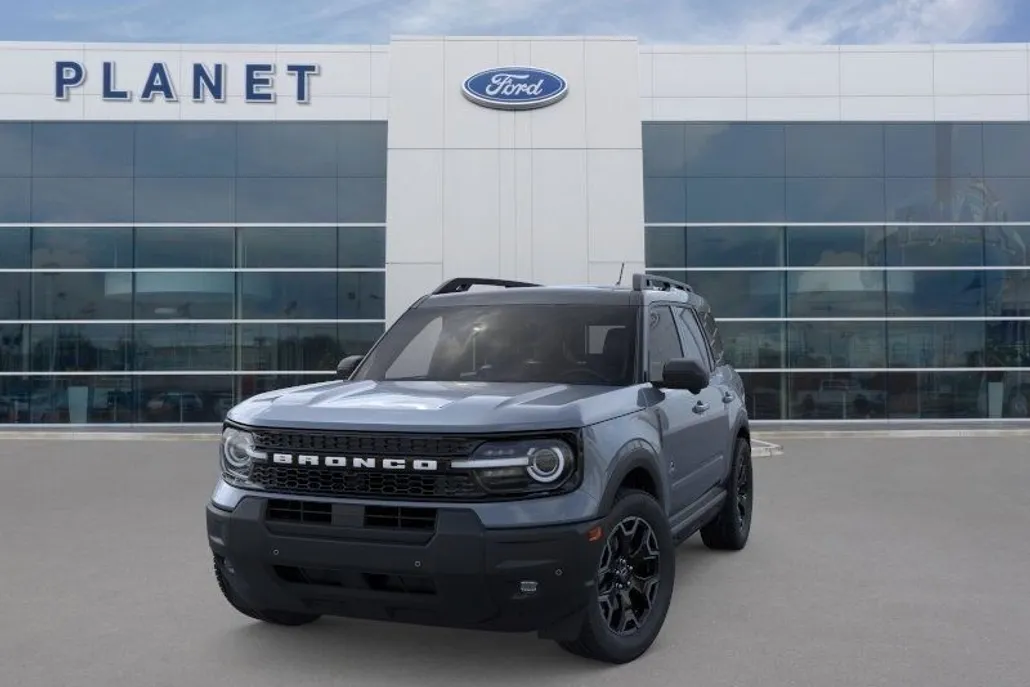 2025 Ford Bronco Sport Outer Banks photo 1