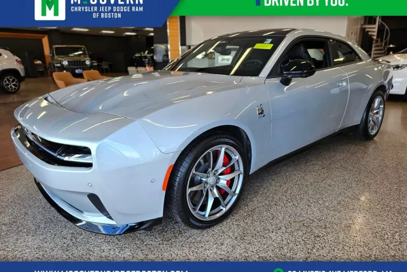 2025 Dodge Charger Daytona Scat Pack AWD photo 1
