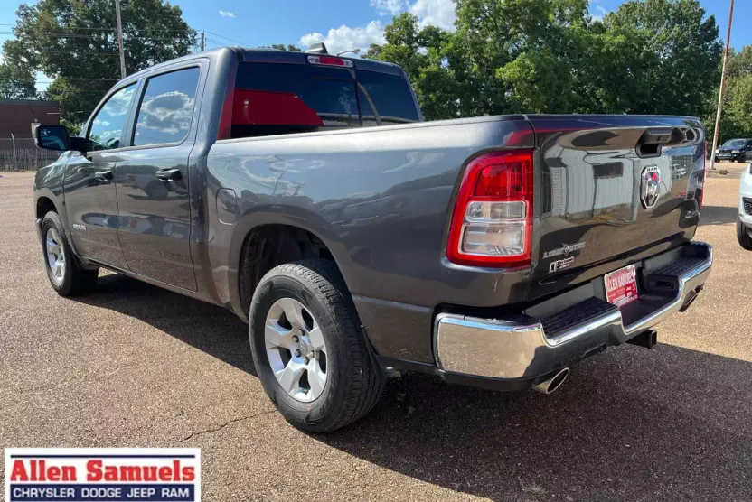 2024 Ram 1500 Lone Star photo 1