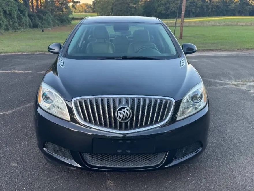 2015 Buick Verano Base photo 1
