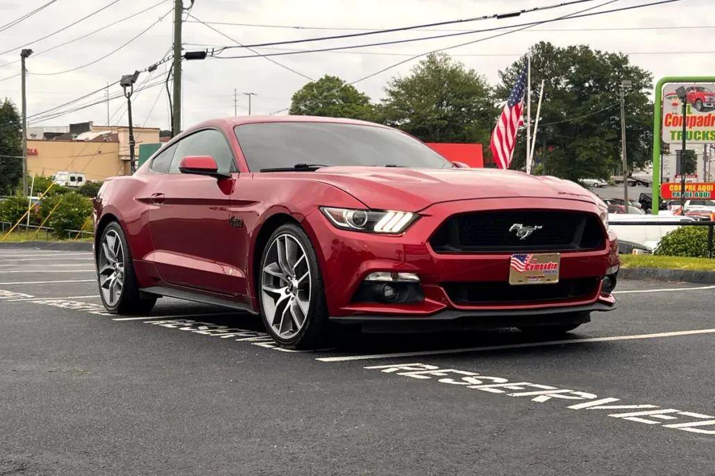 2015 Ford Mustang GT photo 1