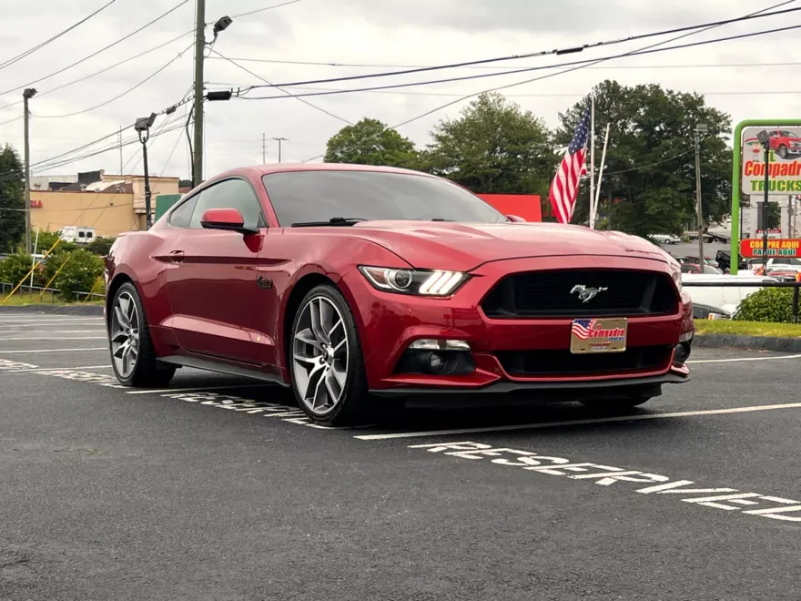 2015 Ford Mustang GT photo 1