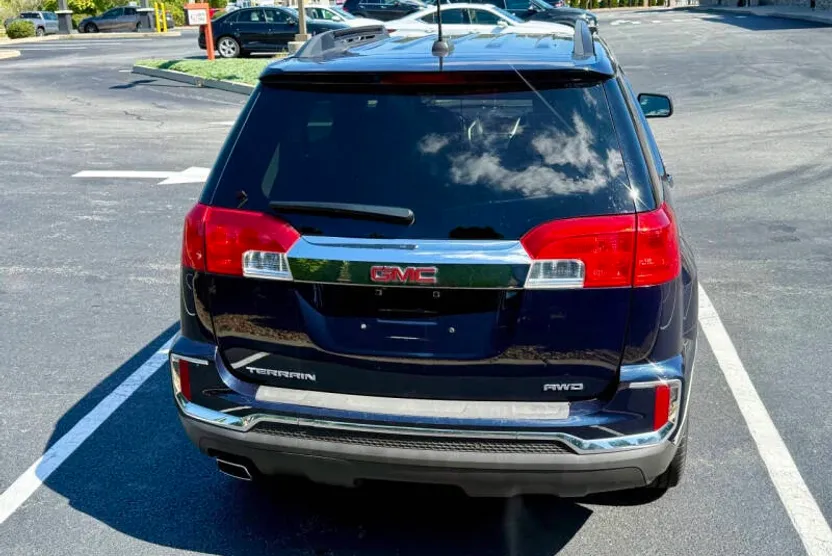 2017 Gmc Terrain SLE photo 1