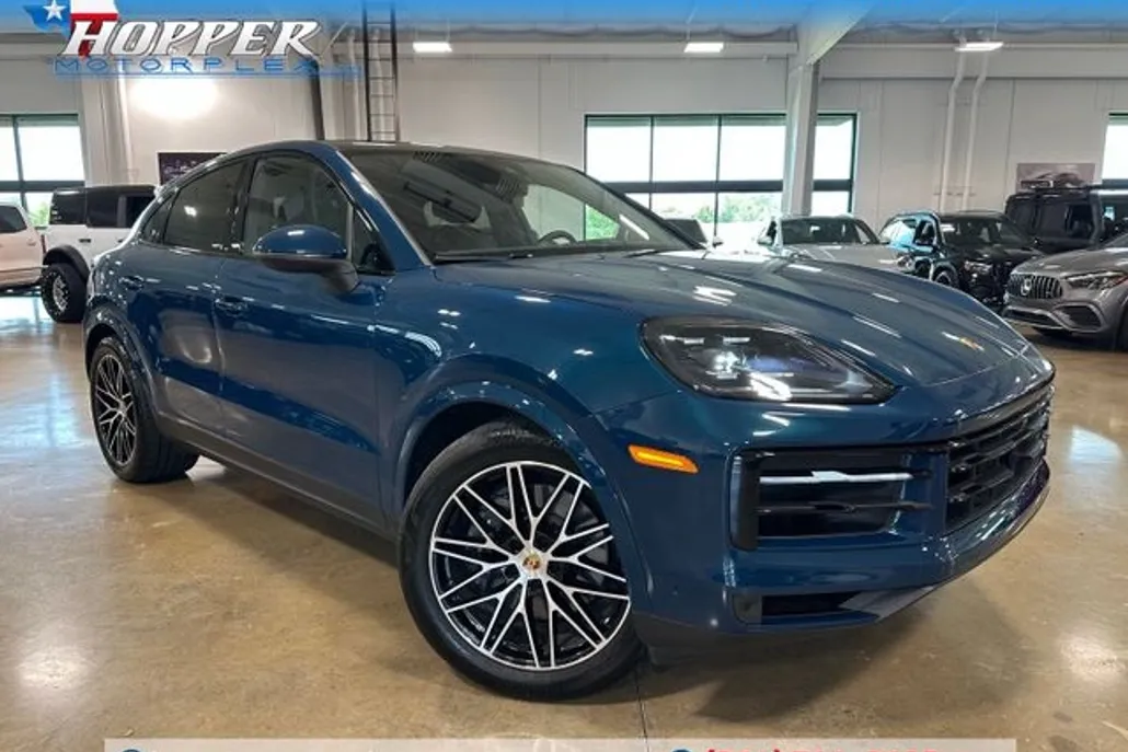 2024 Porsche Cayenne Coupe photo 1