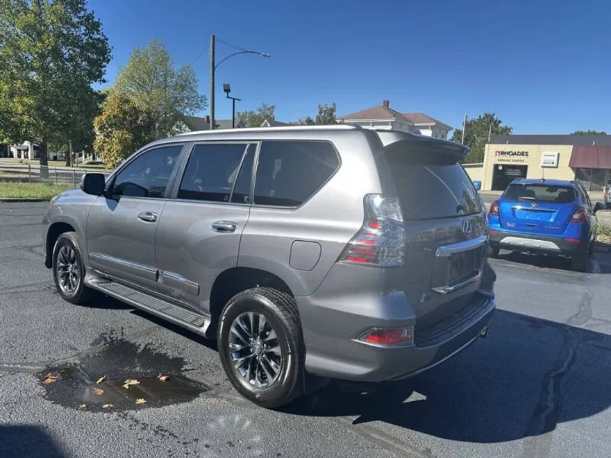 2018 Lexus GX 460 photo 1
