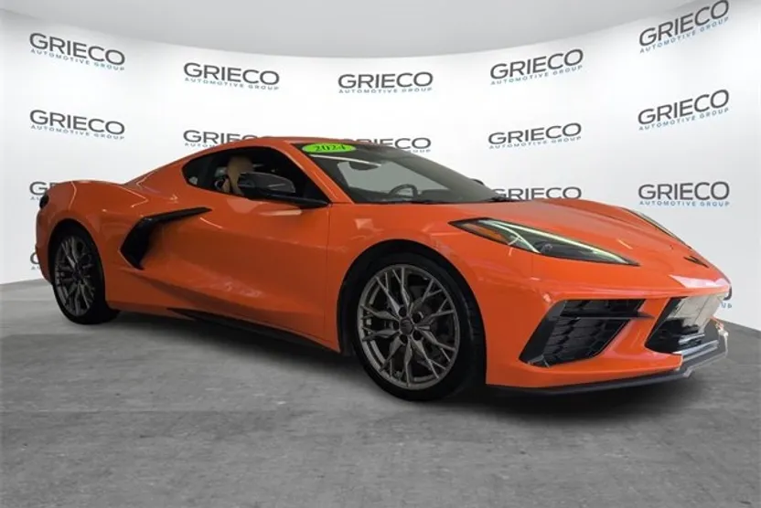 2024 Chevrolet Corvette Stingray 2LT photo 1