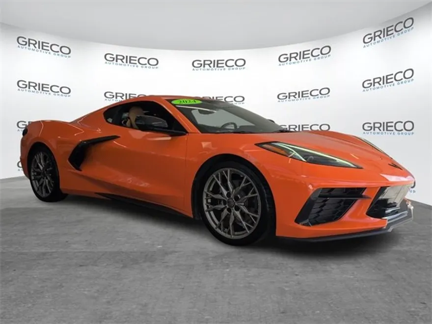 2024 Chevrolet Corvette Stingray 2LT photo 1