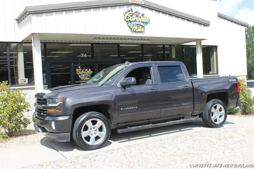 2016 Chevrolet Silverado 1500 LT photo 1