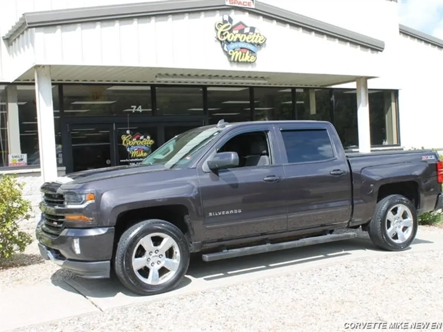 2016 Chevrolet Silverado 1500 LT photo 1