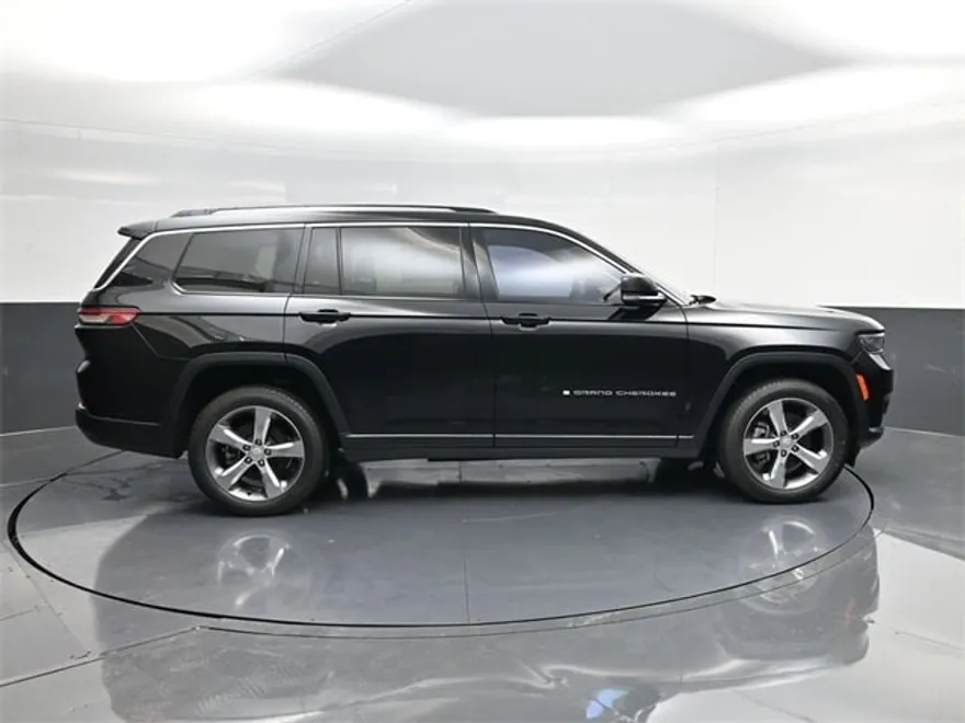 2021 Jeep Grand Cherokee Limited photo 1