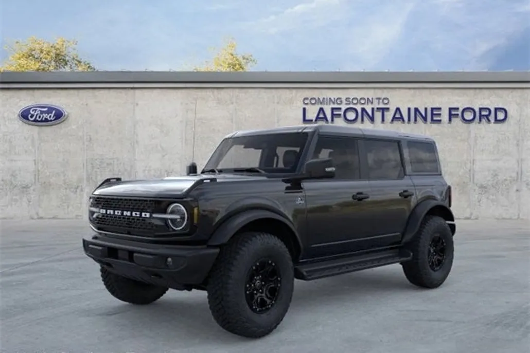 2025 Ford Bronco Outer Banks photo 1