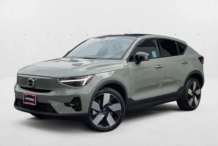 2023 Volvo C40 Recharge Ultimate photo 1