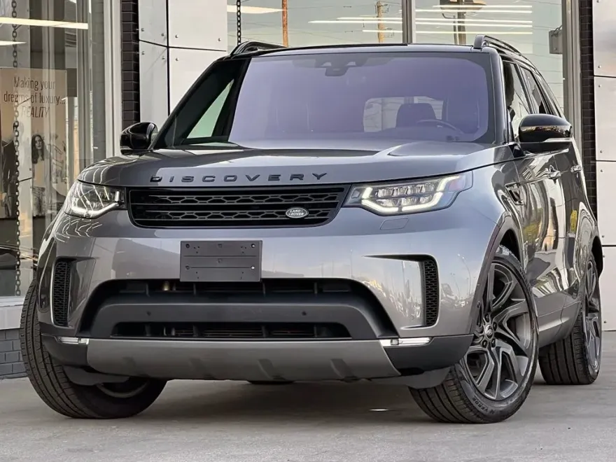 2019 Land Rover Discovery HSE photo 1