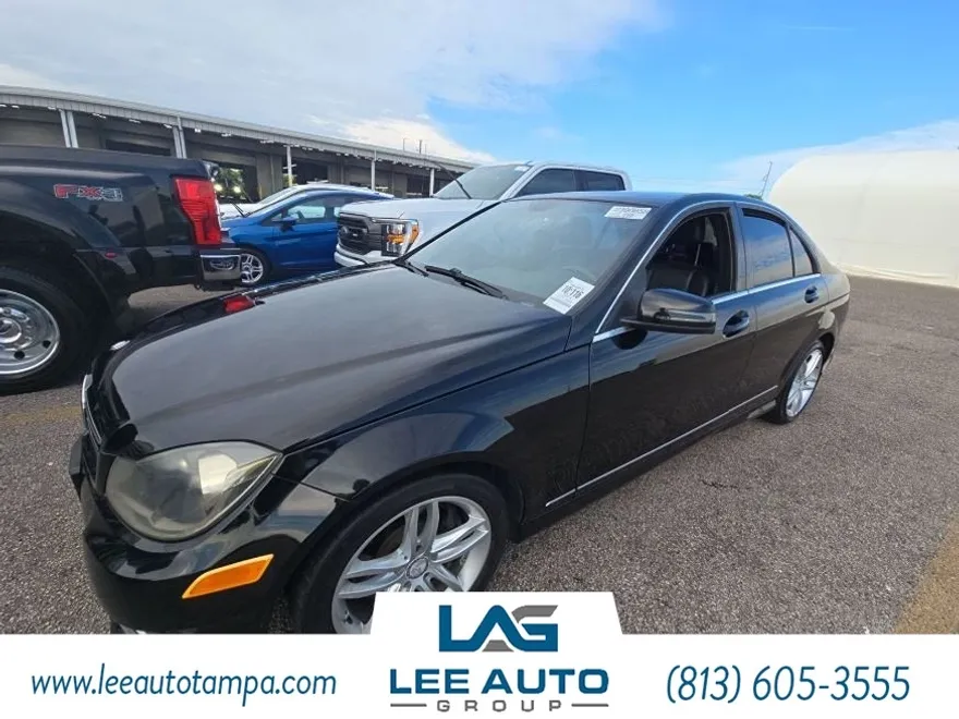 2014 Mercedes Benz C 300 Luxury Sedan 4MATIC photo 1