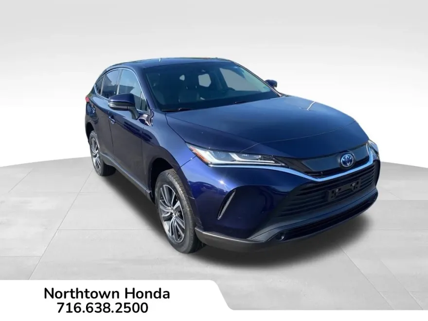 2023 Toyota Venza LE photo 1