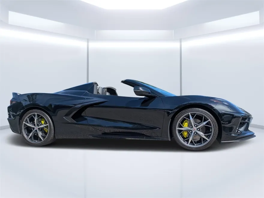 2023 Chevrolet Corvette Stingray Convertible 3LT photo 1