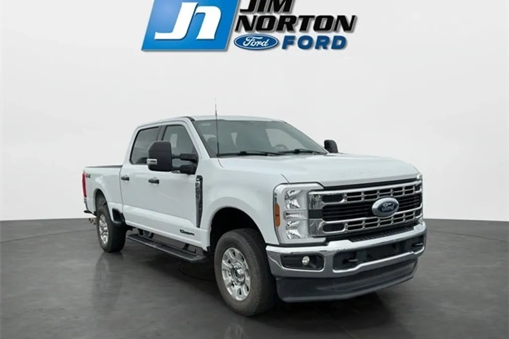 2024 Ford F-250 photo 1