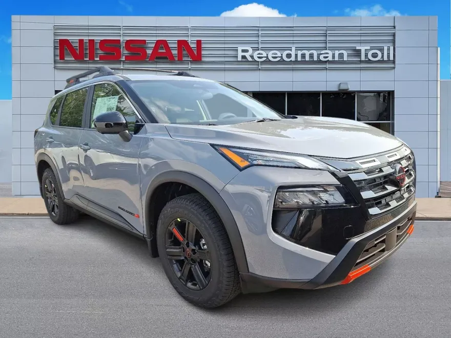 2026 Nissan Rogue SV photo 1