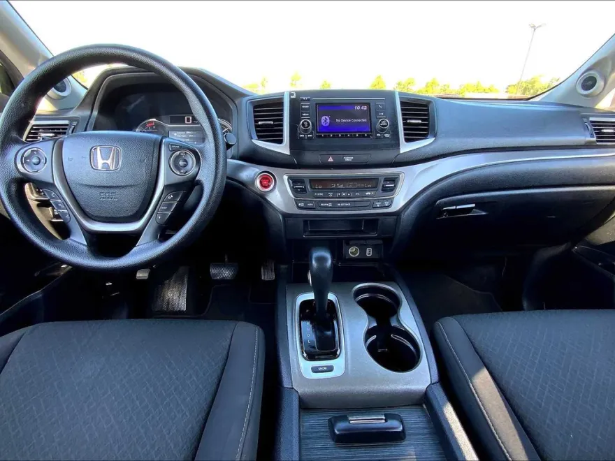 2019 Honda Ridgeline Sport photo 14