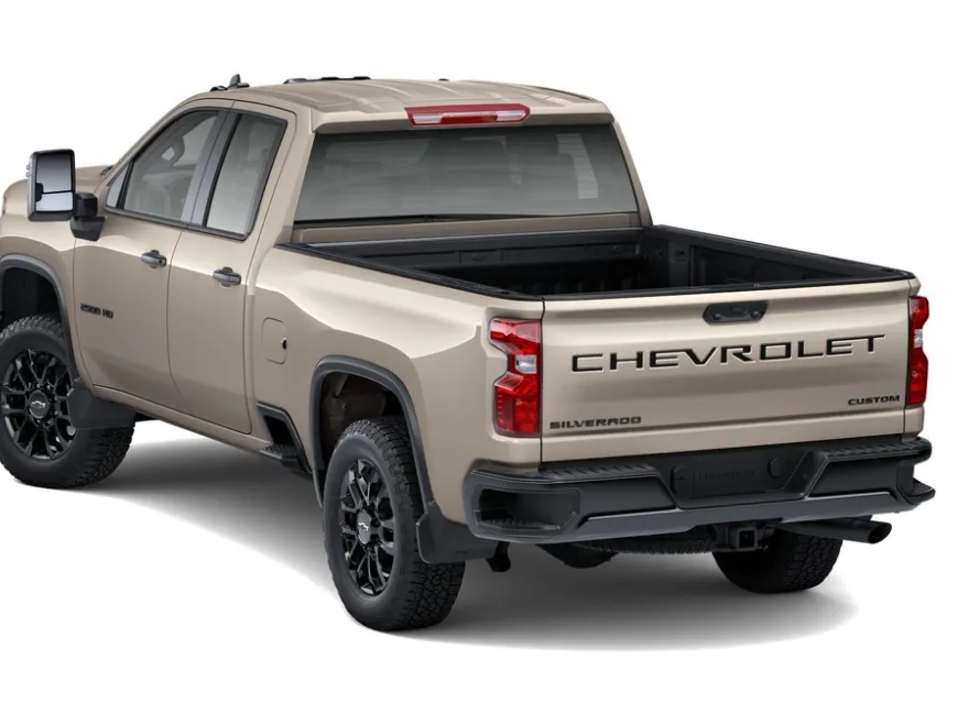 2026 Chevrolet Silverado 2500HD Custom photo 1