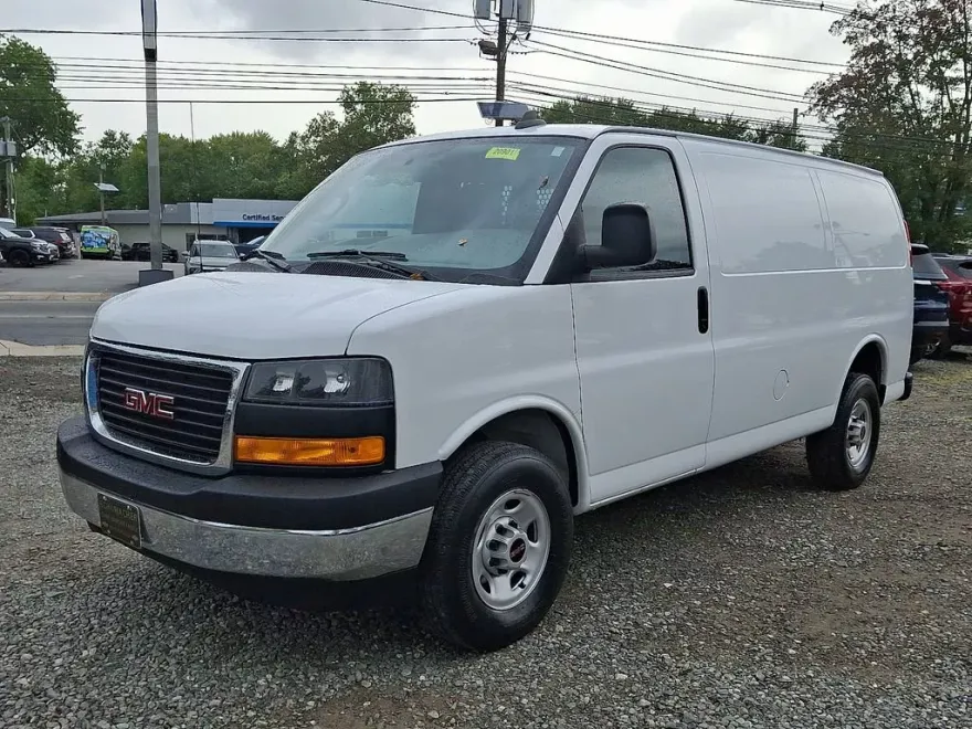 2023 Gmc Savana Cargo 2500 photo 1