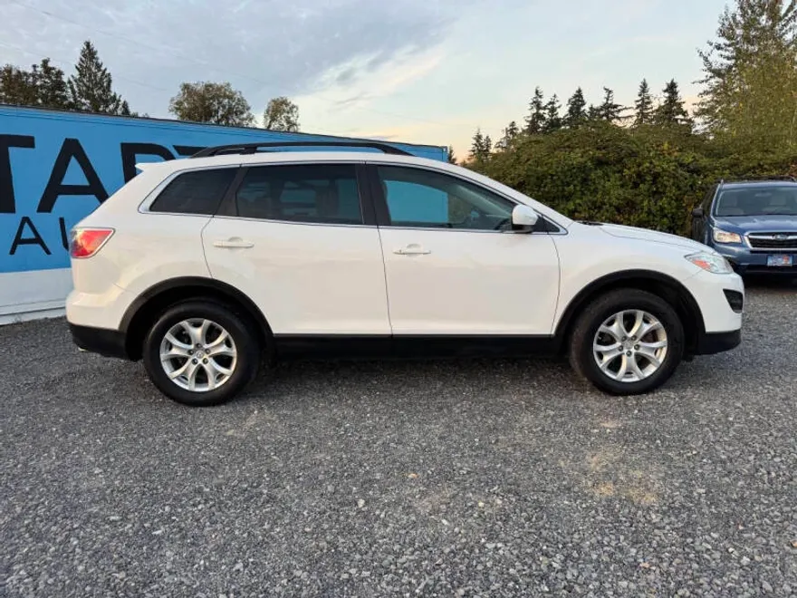 2011 Mazda CX-9 Touring photo 1