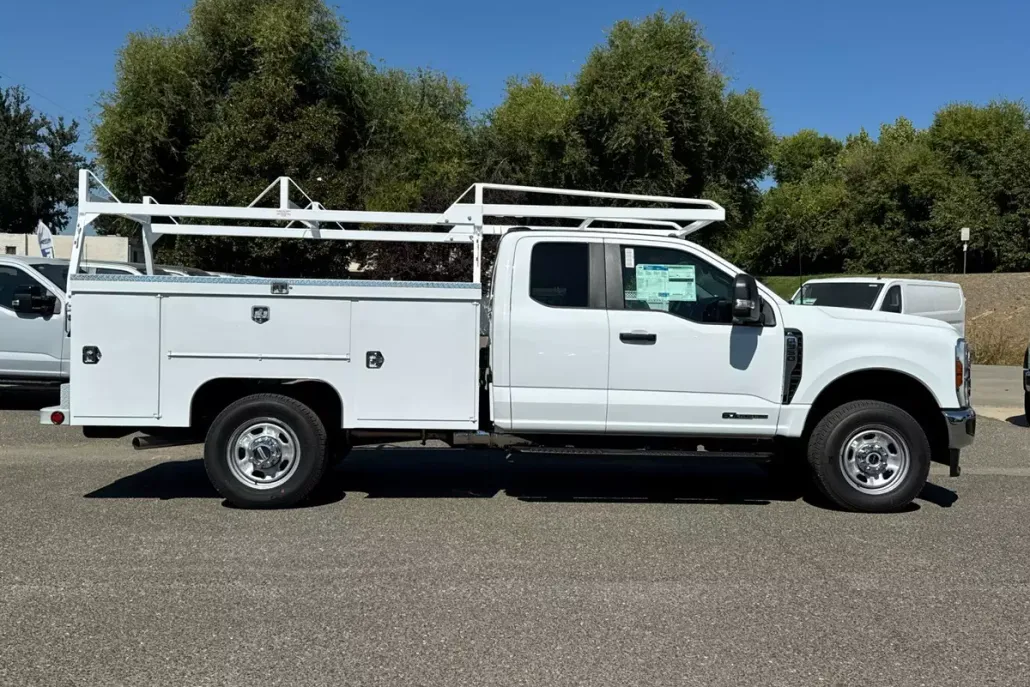 2025 Ford F-350 XL photo 1