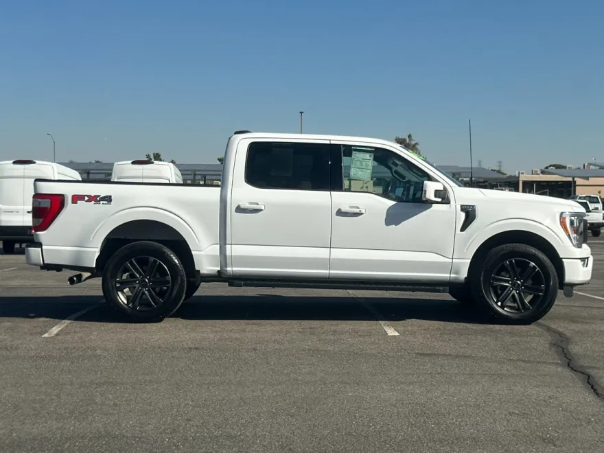 2022 Ford F-150 Lariat photo 1