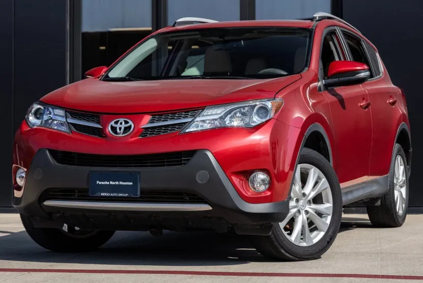 2013 Toyota RAV4 Limited photo 1
