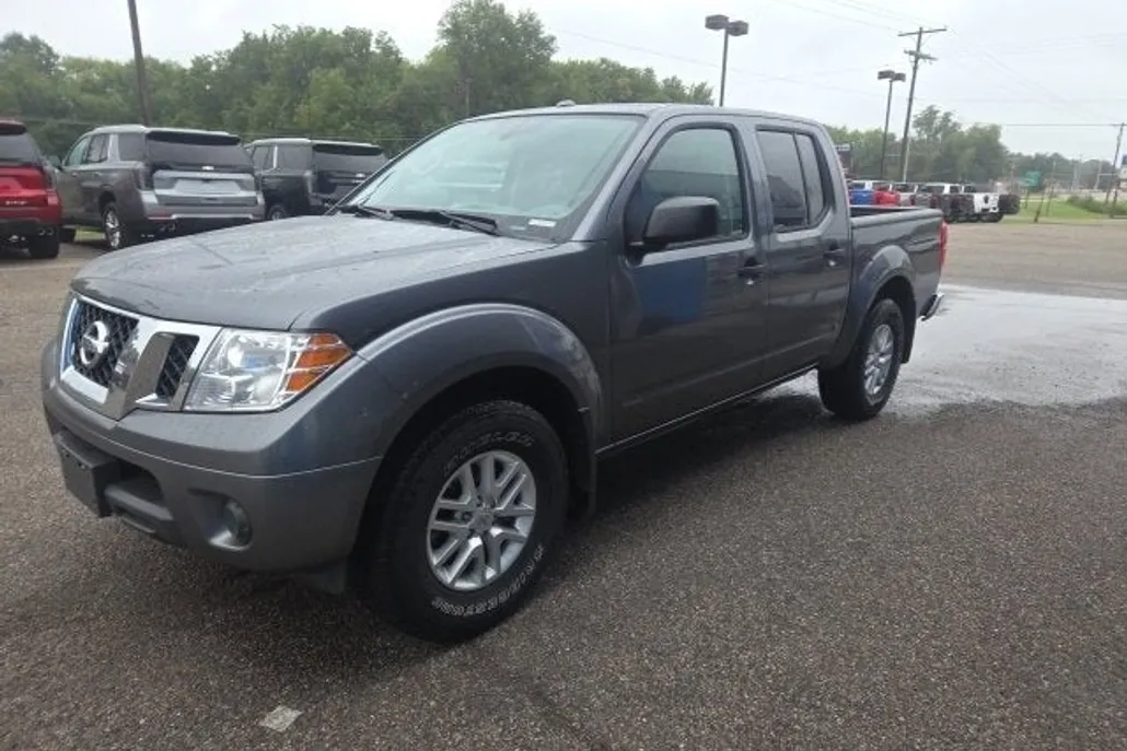2018 Nissan Frontier SV photo 1