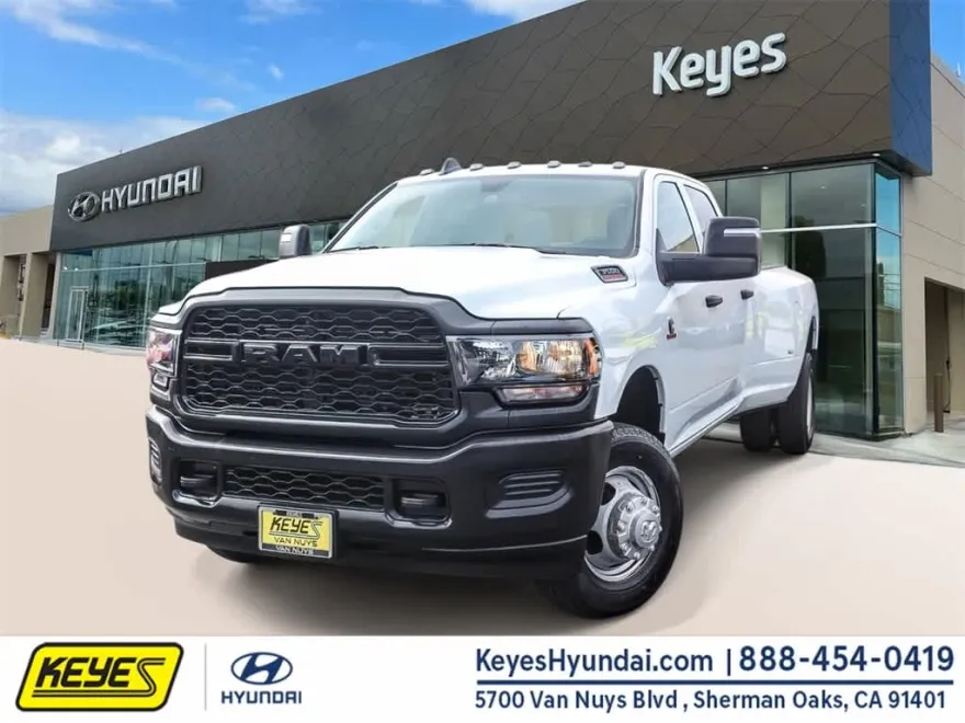 2024 Ram 3500 Tradesman photo 1