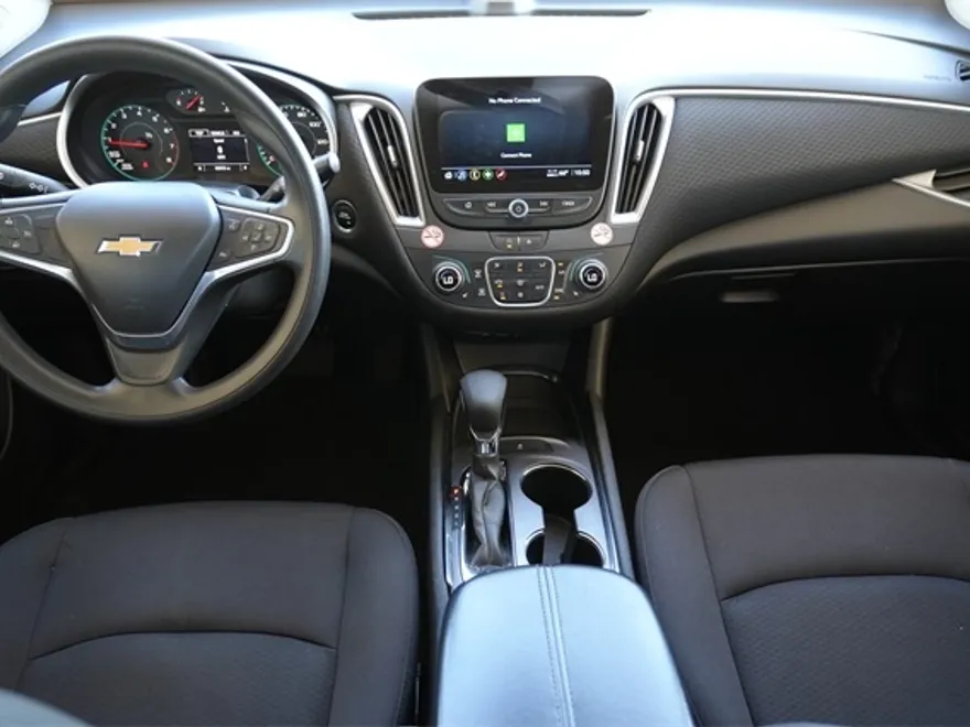 2022 Chevrolet Malibu 1LT photo 1