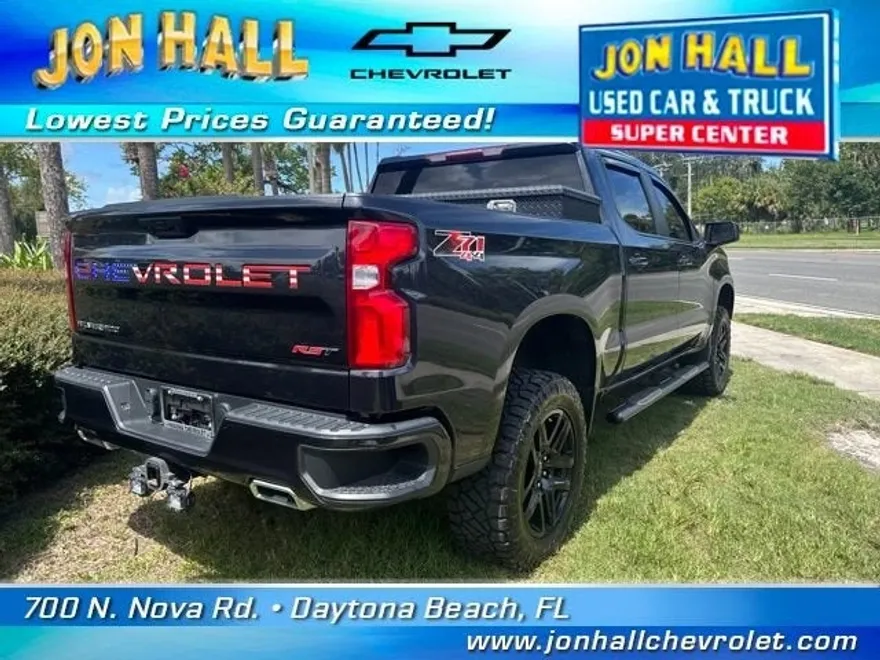 2023 Chevrolet Silverado 1500 RST photo 1