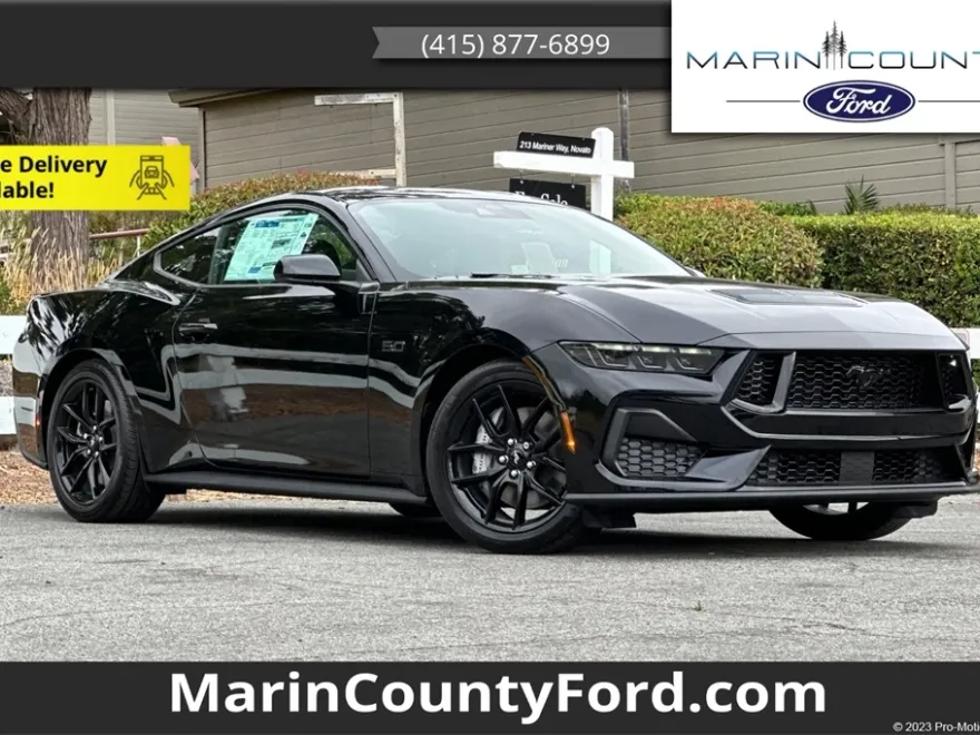 2025 Ford Mustang GT photo 1