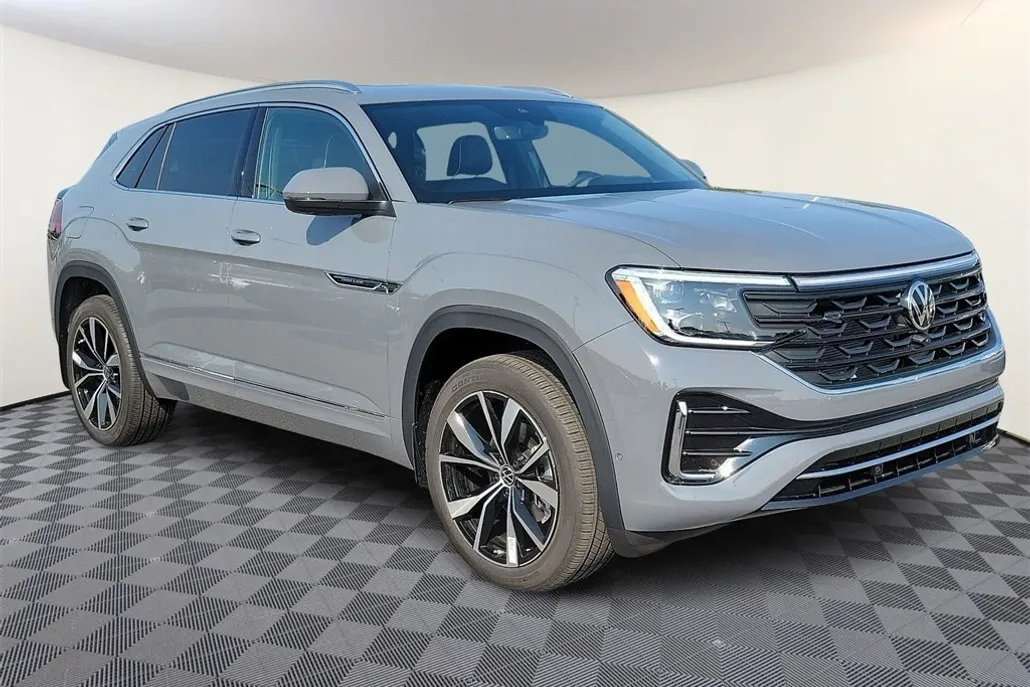 2024 Volkswagen Atlas Cross Sport SEL Premium R-Line photo 1