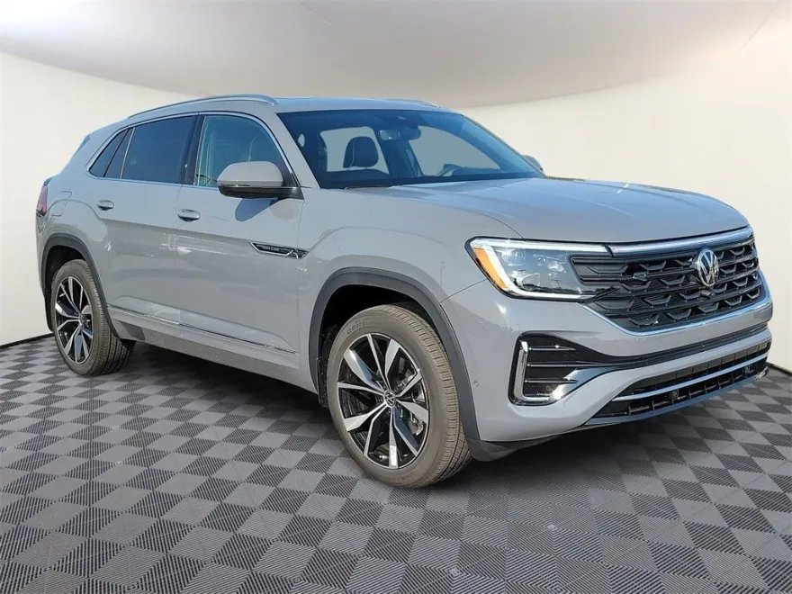 2024 Volkswagen Atlas Cross Sport SEL Premium R-Line photo 1