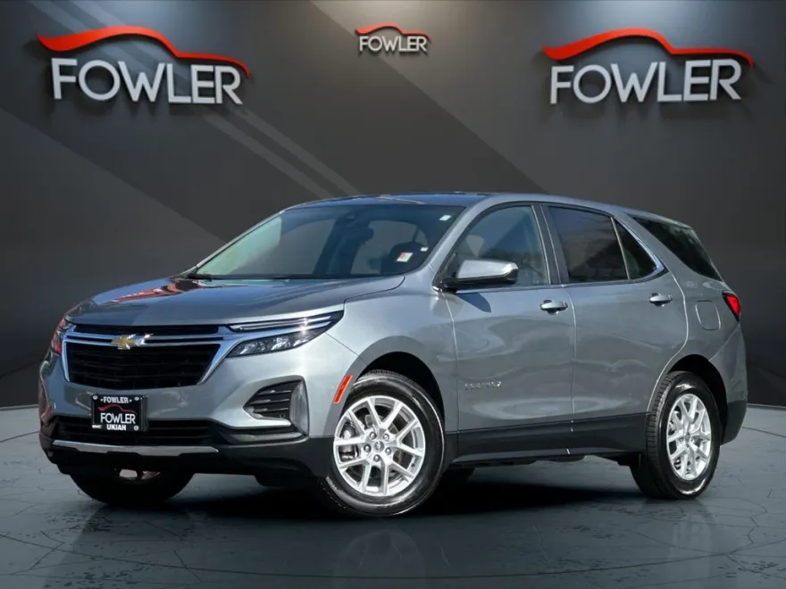 2024 Chevrolet Equinox LT photo 1