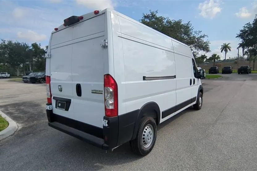 2025 Ram ProMaster 2500 photo 1