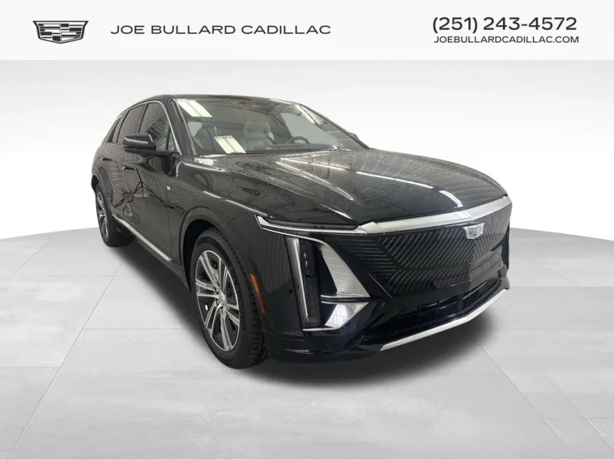 2025 Cadillac Lyriq Luxury photo 1