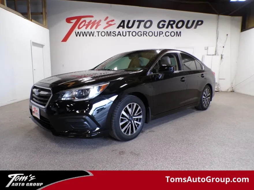 2018 Subaru Legacy Premium photo 1