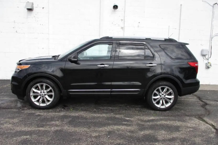 2014 Ford Explorer Limited photo 1
