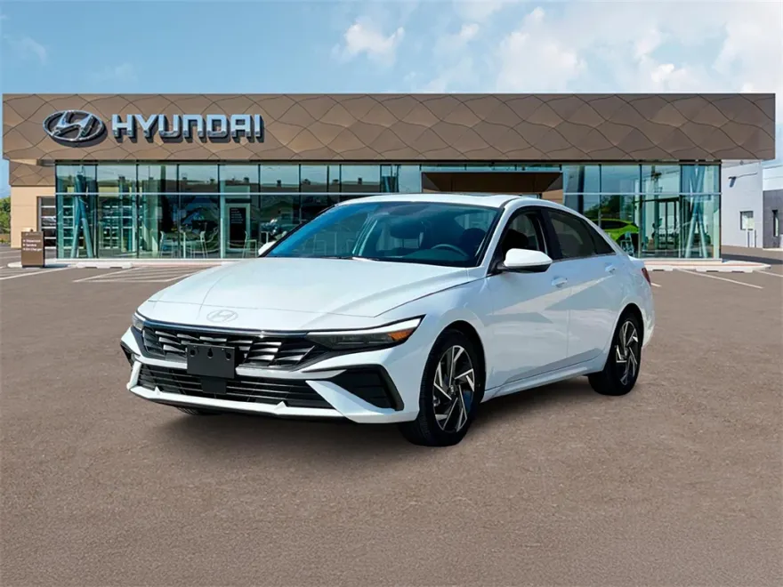2024 Hyundai Elantra SEL Convenience photo 1
