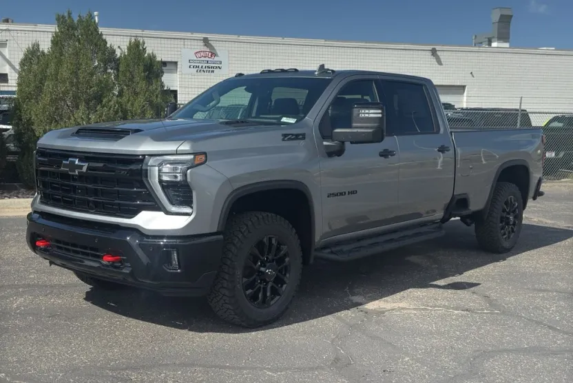 2026 Chevrolet Silverado 2500HD LTZ photo 1
