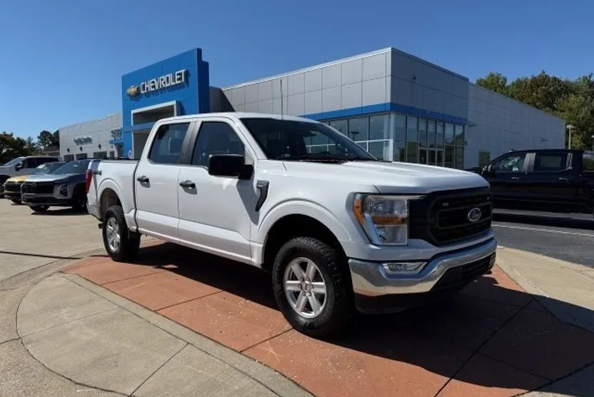 2022 Ford F-150 XL photo 1
