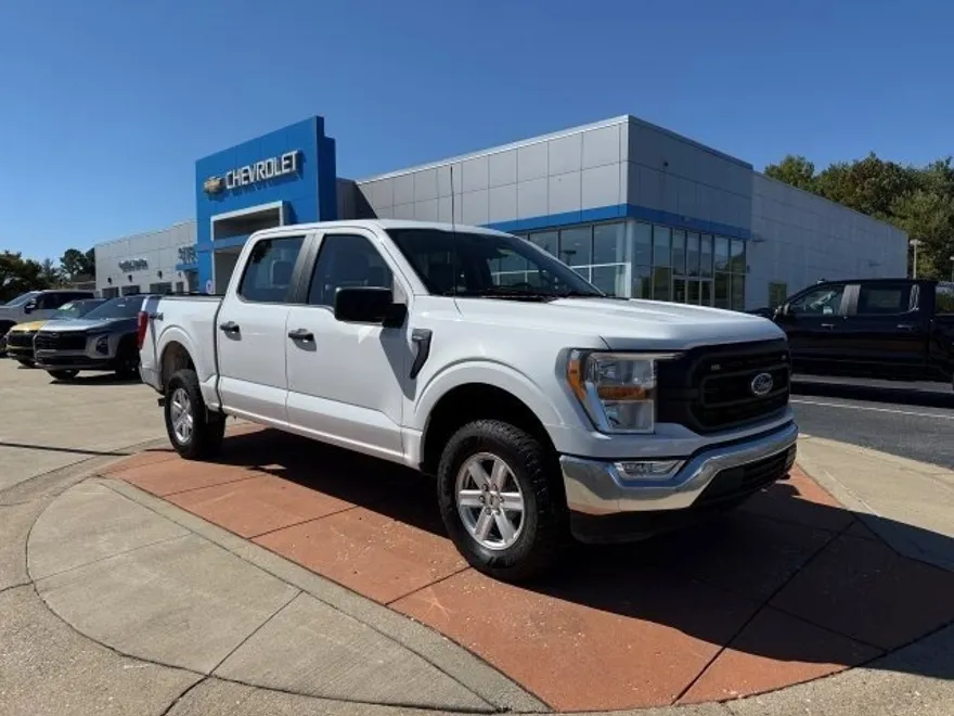 2022 Ford F-150 XL photo 1