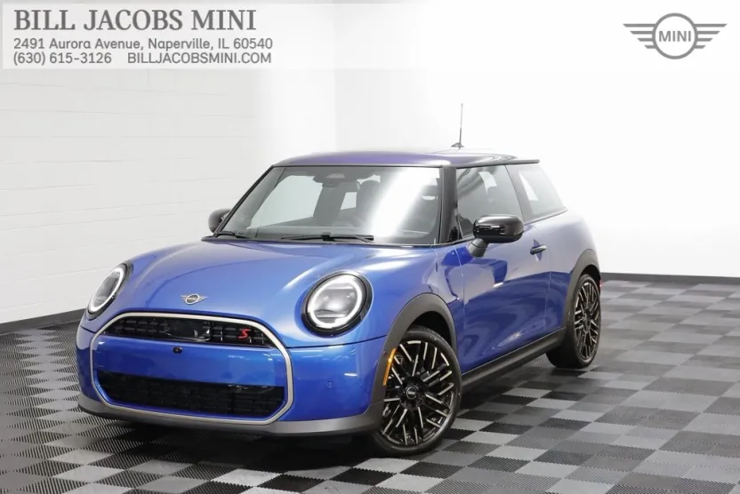 2025 Mini Cooper 2 Door Hardtop Iconic photo 1