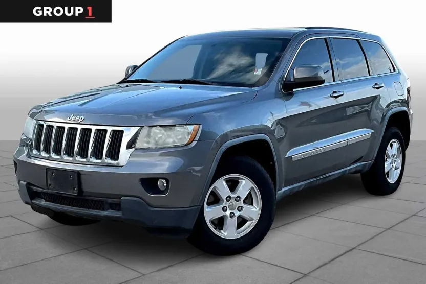 2012 Jeep Grand Cherokee Laredo photo 1