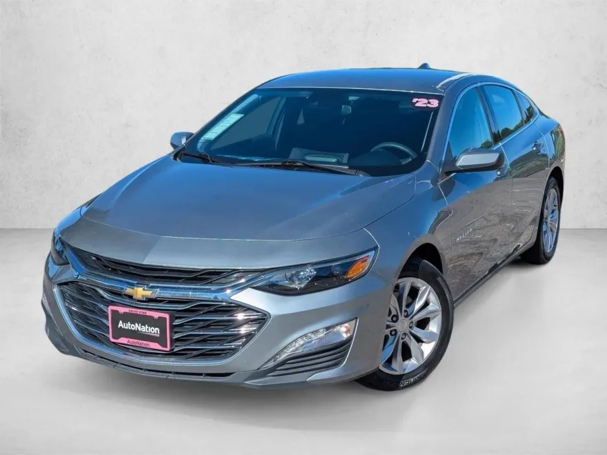 2023 Chevrolet Malibu 1LT photo 1