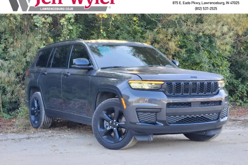 2021 Jeep Grand Cherokee Altitude photo 1