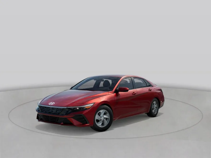 2025 Hyundai Elantra SE photo 1